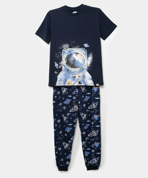 Pijama Que Alumbra Para Niño En Tela Suave Color Azul Oscuro